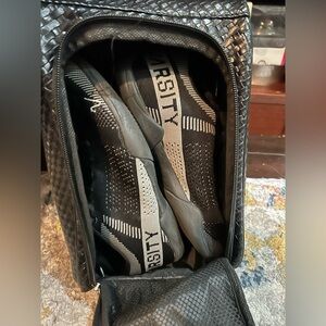 Varsity Beat Cheer Dance Sneakers Black with bag size 7